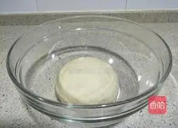 Illustration of how to make croissants 2