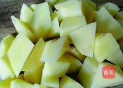 Illustration of making mashed potato hedgehog 1