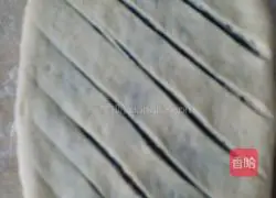 Illustration of how to make bean paste ring-shaped bread 9