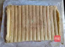 Cranberry Cake Roll Recipe Illustration 16