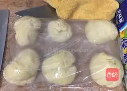 Illustration of how to make ham and butter bread 2