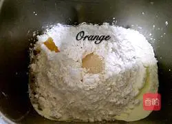 Caterpillar Cream Bread Illustration of how to do it 1