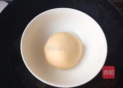 Illustration of how to make butter fruit rolls 5