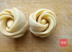 Rose bread recipe illustration 3