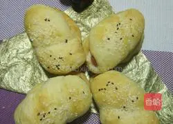 Illustration of how to make ham rolls 10