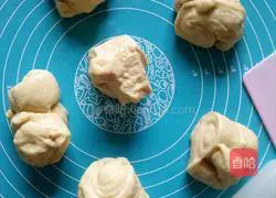 Illustration of how to make bread fall in love with cake 4