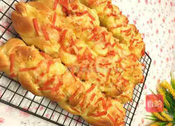 Illustration of how to make spicy cheese and ham bread 18