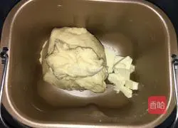 Illustration of how to make light butter bread 3