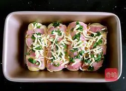 Cheese Bacon Bread Recipe Illustration 8