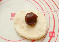 Illustration of how to make bean paste bagels 7