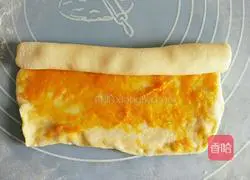 Illustration of how to make stuffed caterpillar bread 15
