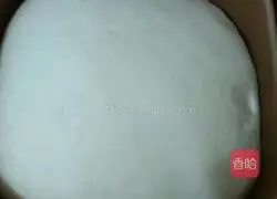 Illustration of making fancy bean paste bread 1