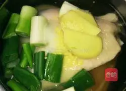 Illustration of how to make salted duck legs 3