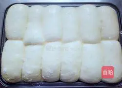 Illustration of how to make ham sausage and coconut toast bread (flour version) 10