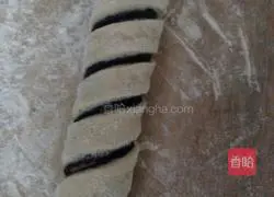 Illustration of how to make bean paste ring bread 10