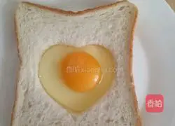 Illustration of how to make cheese bread slices 2