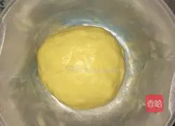 Illustration of how to make coconut bread 1