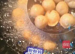 Illustration of how to make hollow glass balls 10