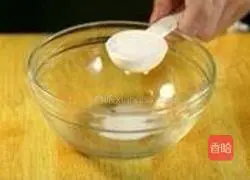 Illustration of how to make paper cup cranberry bread 1