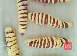 Caterpillar bread recipe 13