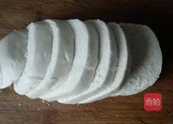 Illustration of how to make bread crumbs and steamed buns 2