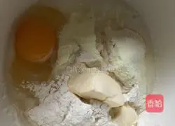 Illustration of making large toast dried fruit bread 1