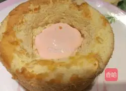 Dragon fruit burst cake (four inches) Illustration of how to do it 3