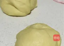 Illustration of how to make two-color bread with matcha flavor 4