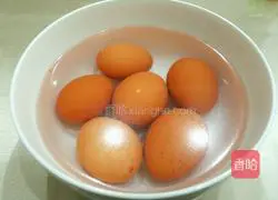Illustration of how to make money eggs 2