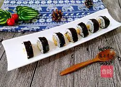 Illustration of how to make meat floss sushi 15