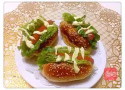 Hot dog buns Illustration of how to do it 15