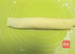 Illustration of how to make milk-flavored hand-shredded cakes 7
