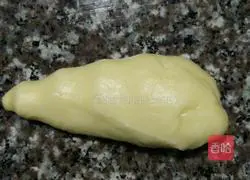 Illustration of how to make croissants 6