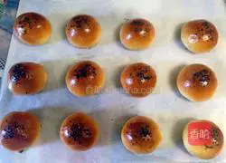 Purple Sweet Potato Mini Bread Recipe Illustration 11