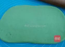 Illustration of how to make three-color bread rolls 8