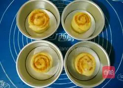 Illustration of how to make meat floss and ham rolls 13