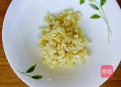 Illustration of how to make garlic fried chicken wings 2