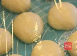 Illustration of how to make bean paste ring bread 3