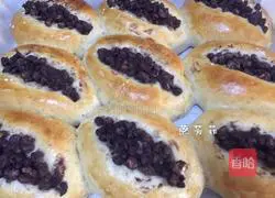 Red bean paste bread recipe 16