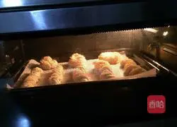 Coconut Milk Stick Bread Recipe Illustration 14