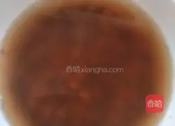 Illustration of how to make toast with tomato sauce 9