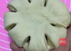 Illustration of making bean paste buns 12