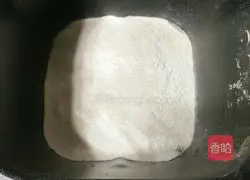 Illustration of how to make staple bread 10