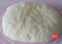 Almond Chocolate Sauce Bread Recipe Illustration 4