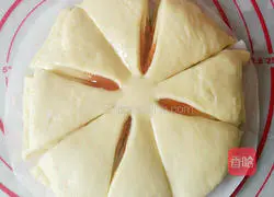 Illustration of how to make snowflake hand-torn bread 14