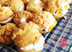 crisp Illustration of making puff puffs 14