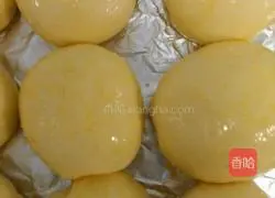 Illustration of how to make jam buns 12