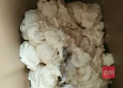 Illustration of how to make old bread 3