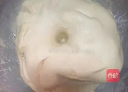 How to make condensed milk buns 8