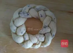 Christmas wreath bread recipe 17